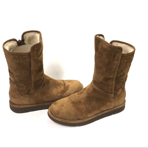 UGG Shoes - UGG Abree Short Bruno Suede Shearling Boots Size 7